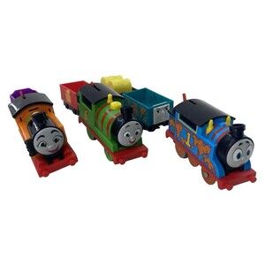Thomas the Train Muddy Farm Percy Nia Motorized Engine Vehicle Gullane Toys 2021